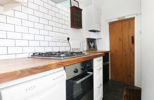 Lostwithiel House | 13 Castle Hill