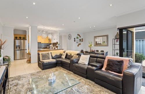 Morley House | 13 Family Home In Morley Sleeps 6 Comfortably