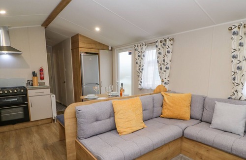 Crimdon Cabin | 13 HORIZON PARK, pet friendly, country holiday cottage in Hartlepool