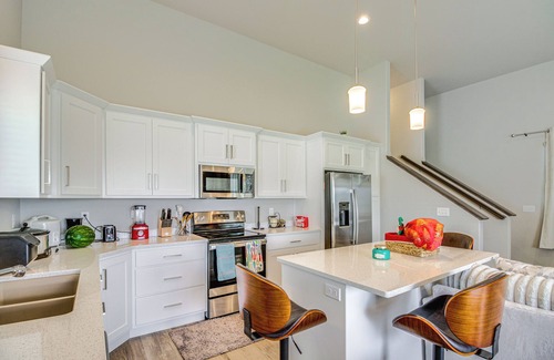 Horace House | 13 Mi to Dtwn Fargo: North Dakota Family Home!