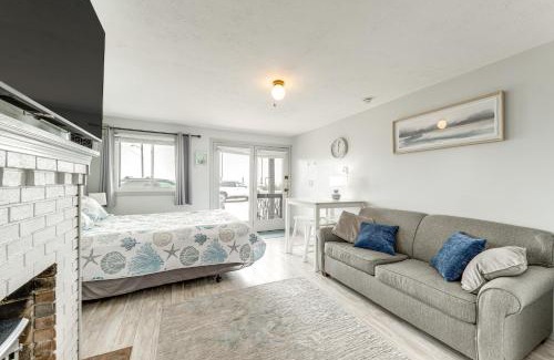 Old Orchard Beach Apartment | 13 Mi to Portland Studio on Old Orchard Beach!