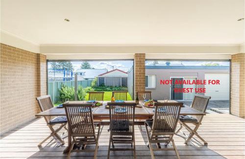 Anna Bay House | 13 Morna Point Rd pet friendly boat parking house on one level