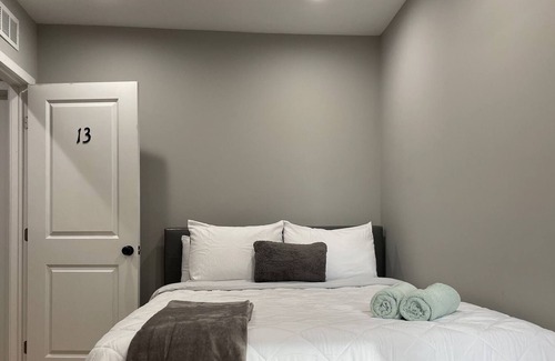 Primos Secane House | #13 NEW Cozy Room in Angora