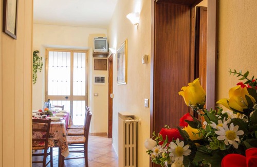 Orentano House | 130 m² House ∙ 4 bedrooms ∙ 8 guests