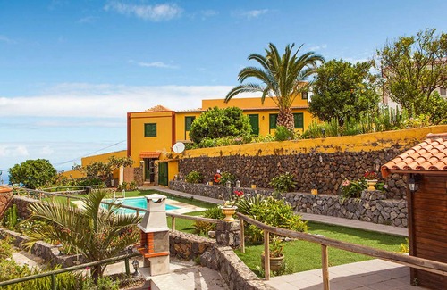 Montijos Other | 130 m² Accommodation ∙ 2 bedrooms ∙ 4 guests