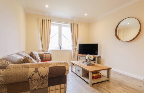 Boat of Garten Cottage | 130 m² Cottage ∙ 3 bedrooms ∙ 6 guests