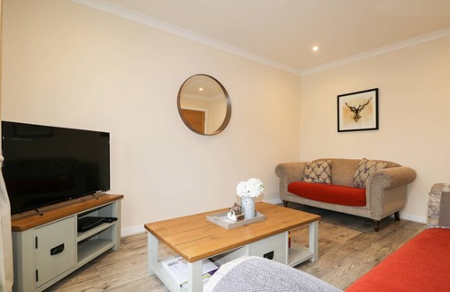 Boat of Garten Cottage | 130 m² Cottage ∙ 3 bedrooms ∙ 6 guests