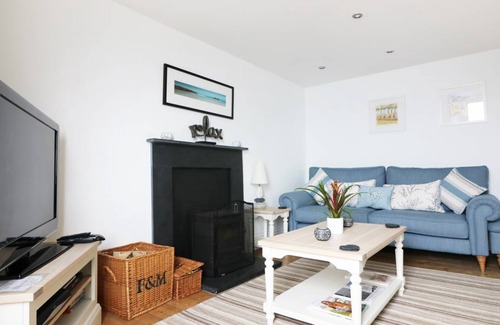 Coverack Cottage | 130 m² Cottage ∙ 3 bedrooms ∙ 6 guests