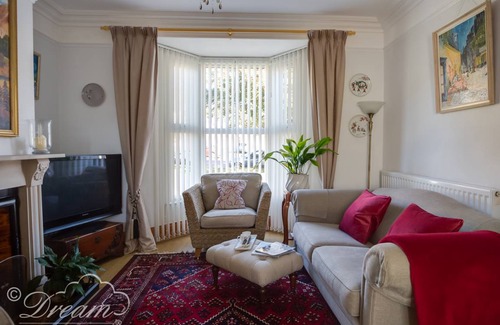 Isle of Portland Cottage | 130 m² Cottage ∙ 3 bedrooms ∙ 6 guests