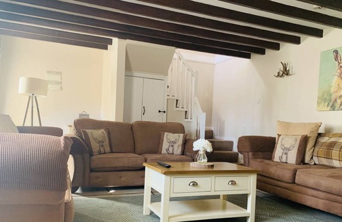 Lowick Cottage | 130 m² Cottage ∙ 3 bedrooms ∙ 6 guests