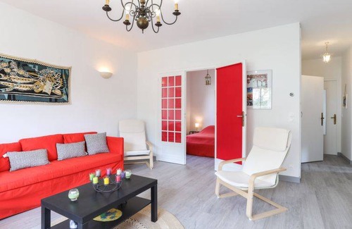 Saint-Palais-sur-Mer Apartment | 130 m² Apartment ∙ 4 bedrooms ∙ 8 guests
