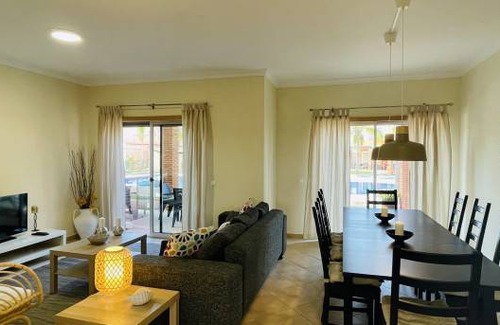 Vale de Santa Maria House | 130 m² House ∙ 3 bedrooms ∙ 8 guests