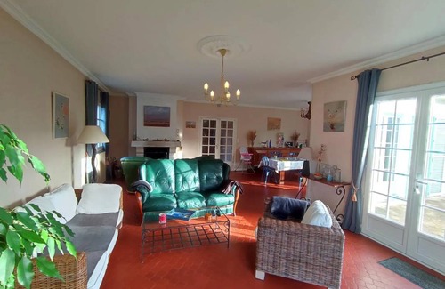 Neville House | 130 m² House ∙ 3 bedrooms ∙ 6 guests