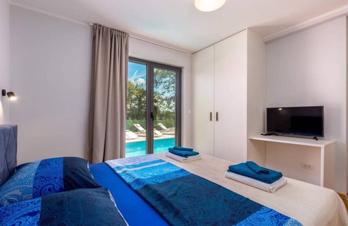 Nova Vas Villa | 130 m² Villa ∙ 3 bedrooms ∙ 8 guests