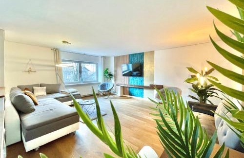 Rosenheim Apartment | 130m2 Loft - Balkon, Smart TV, Badewanne, Kaffee