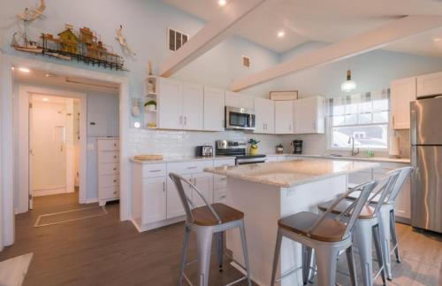 East Sandwich House | 131 #4 North Shore Boulevard East Sandwich - Waters Edge #4