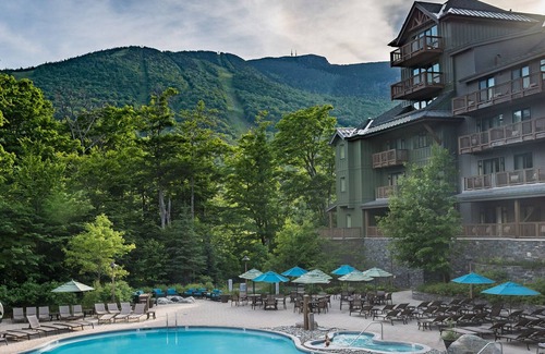 Stowe Area Condo | #1315 | STUDIO | The Lodge At Spruce Peak | Big Mountain Views 3rd floor