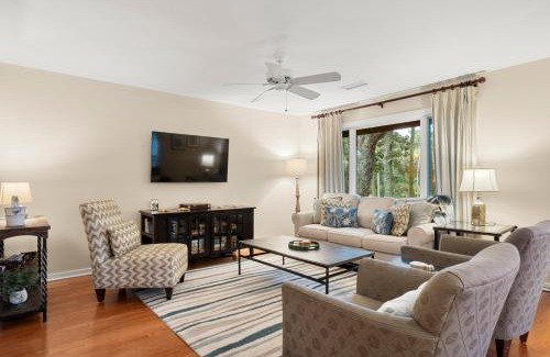 West Beach Village Villa | 1328 Fairway Oaks Villa by Akers Ellis Rentals
