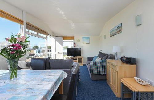 Dartmouth Ski Chalet | 133 Norton Park