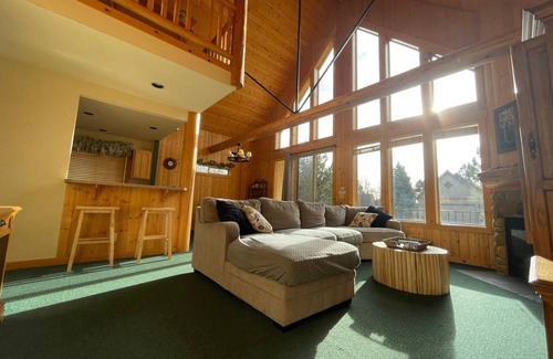 Redmond House | 134 m² House ∙ 2 bedrooms ∙ 4 guests