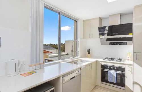 North Perth Apartment | 134 North Perth Nest For 4 Parking