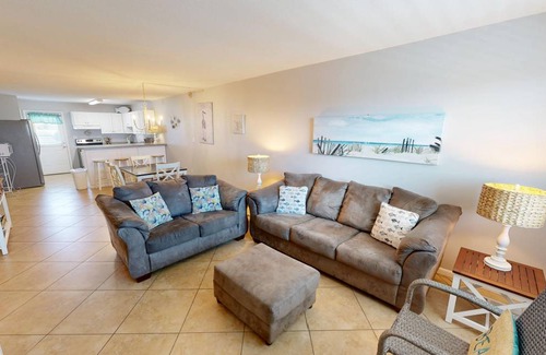 Fort Walton Beach Condo | 137 m² Condo ∙ 3 bedrooms ∙ 9 guests