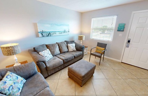 Fort Walton Beach Condo | 137 m² Condo ∙ 3 bedrooms ∙ 9 guests