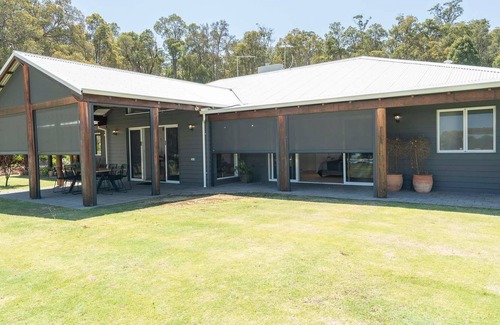 Shire Of Mundaring House | 1375 Perfect Rural Escape Family Fun