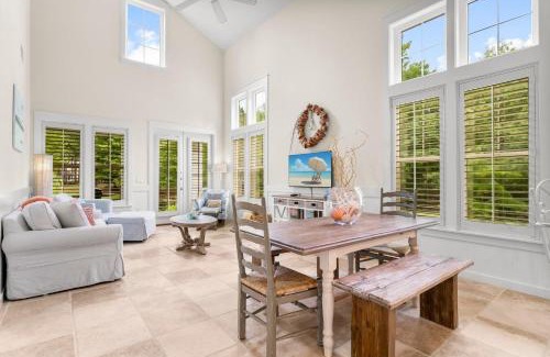 Laurel Grove House | 1383 Laurel Grove