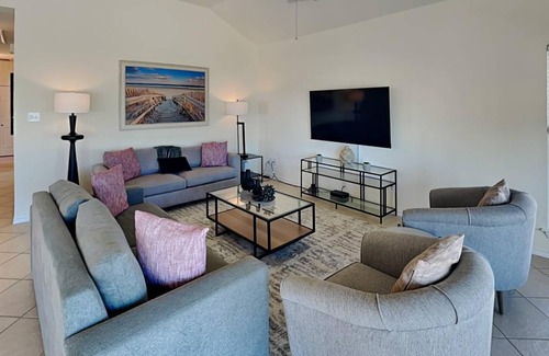 Acapulco Village House | 139 m² House ∙ 4 bedrooms ∙ 10 guests