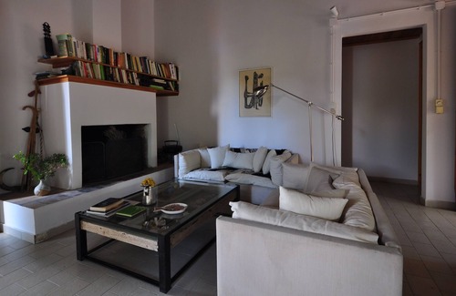 Gialtra House | 139 Steps to the Sea