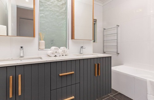 Forster House | 14 Caryota Place - Luxury holiday property in Forster