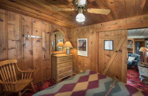 North Wawona Ski Chalet | 14 Chipmunk Hollow