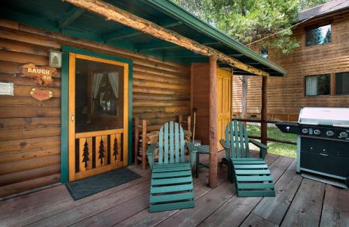 North Wawona Ski Chalet | 14 Chipmunk Hollow