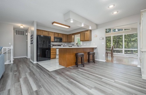 Hot Springs Village House | 14 Guindola Way - A nicely remodeled, furnished home with great views of Lake