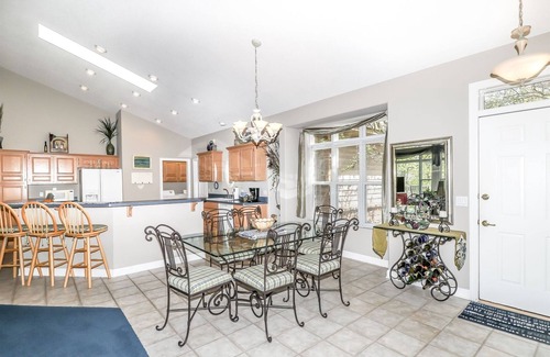 Hot Springs Village House | 14 Juego Way - HDTV, WIFI. A large, spacious luxury home on Diamante Golf Course