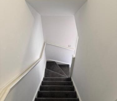 Swindon House | 14 Lumb close