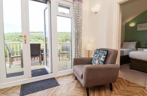 Combe Martin House | 14 Manleigh Park
