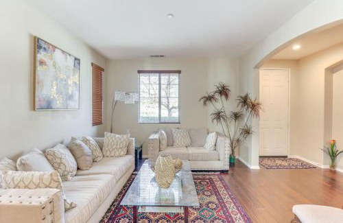 Fallbrook House | 14 Mi to Old Town Temecula Luxe Fallbrook Home!