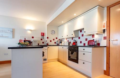 Milford Haven Apartment | 14 Neptune House
