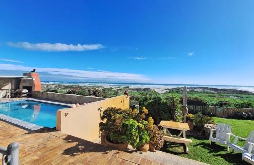 Melkbosstrand House | 14 Penguin Place, Melkbosstrand