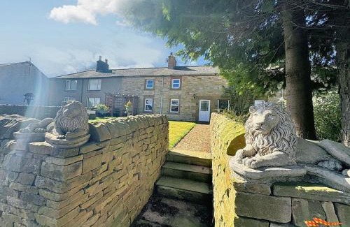 Brampton House | 14 Pennine Road, Halton-Lea-Gate