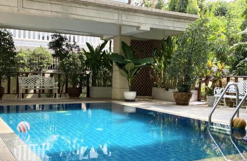 Bangkok Central Business District Apartment | 14 Place Sukhumvit Suites