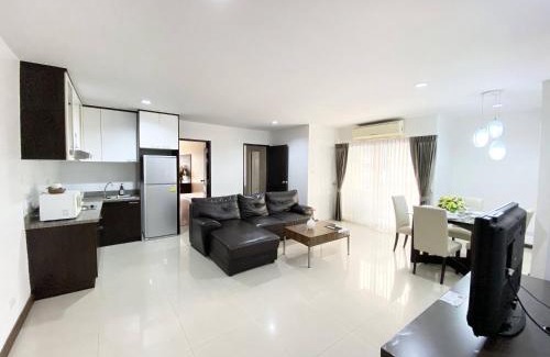 Bangkok Central Business District Apartment | 14 Place Sukhumvit Suites