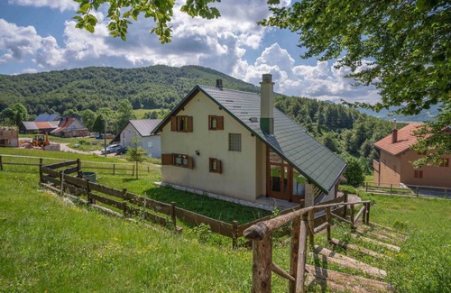 Mrkopalj Other | 140 m² Accommodation ∙ 3 bedrooms ∙ 4 guests