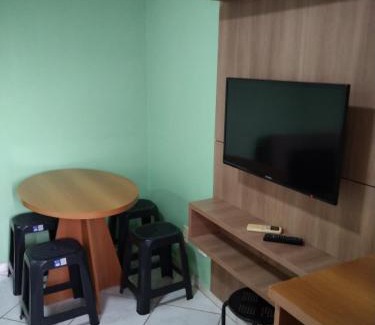 J Jeriquara Apartment | 1403 AP 2 Quartos , banheira de hidro privativa, bebidas liberadas nas piscinas , internet no ap, proximo ao shopping singapura
