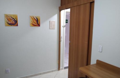 J Jeriquara Apartment | 1406 AP 2 Quartos, Banheira de Hidro privativa , bebidas liberadas nas piscinas e internet no ap, proximo ao shopping singapura