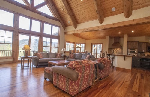 Bear Lake Reserve House | 1449 Lake Forest Drive at Bear Lake Reserve