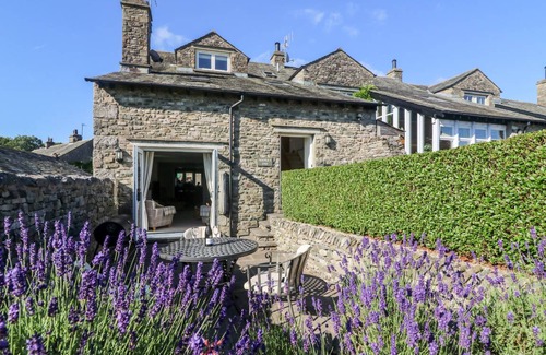 Sedgwick Cottage | 145 m² Cottage ∙ 4 bedrooms ∙ 8 guests