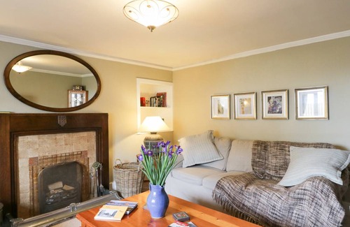 Nairn Cottage | 145 m² Cottage ∙ 4 bedrooms ∙ 8 guests